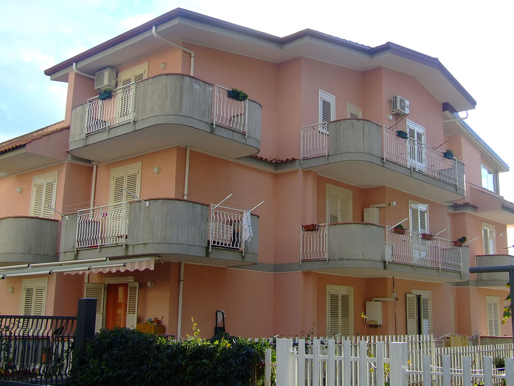 Complesso Residenziale Via Roma - Gaggi 1